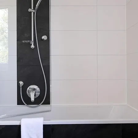 Friedrichshafen Apartman *